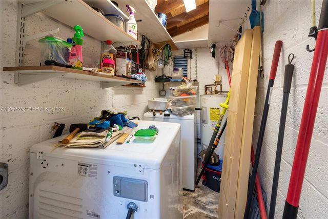 1529 NE 1st Ave, Fort Lauderdale, FL 33304