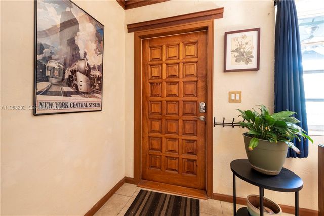 1529 NE 1st Ave, Fort Lauderdale, FL 33304