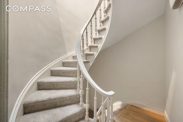 575 A Leonard Street, New York City, NY 11222