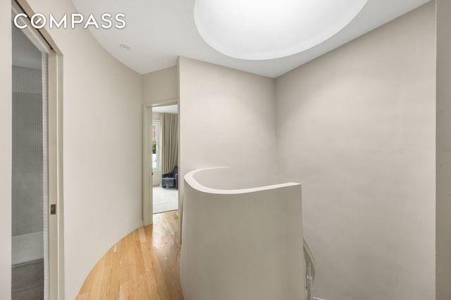 575 A Leonard Street, New York City, NY 11222
