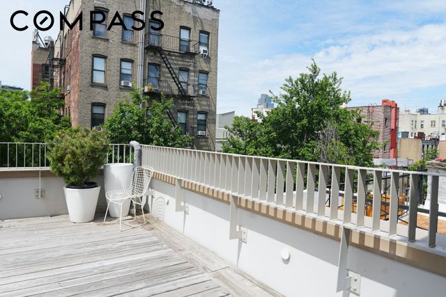 575 A Leonard Street, New York City, NY 11222