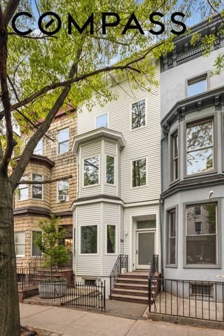 575 A Leonard Street, New York City, NY 11222
