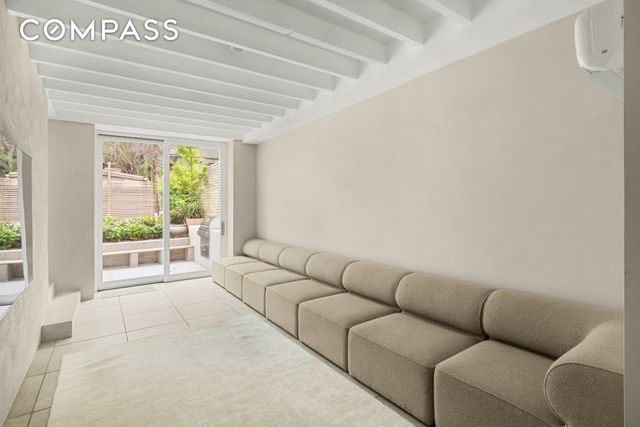 575 A Leonard Street, New York City, NY 11222