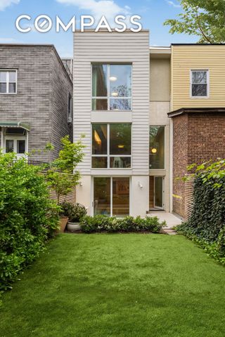 575 A Leonard Street, New York City, NY 11222