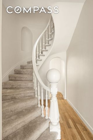 575 A Leonard Street, New York City, NY 11222