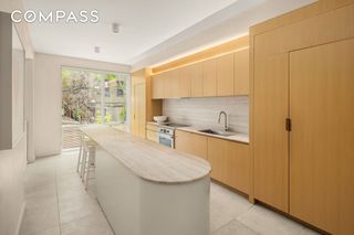575 A Leonard Street, New York City, NY 11222