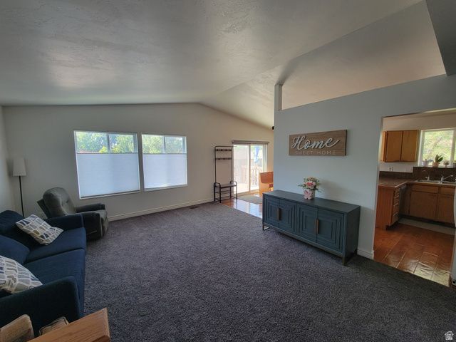 685 E 2400 N, North Ogden, UT 84414