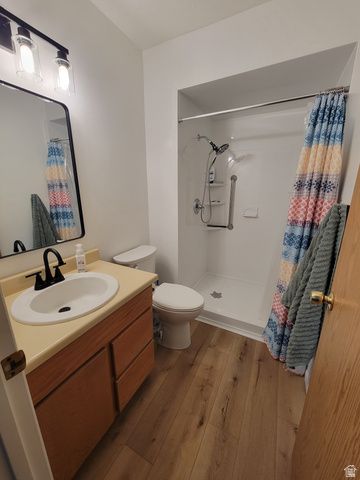 685 E 2400 N, North Ogden, UT 84414