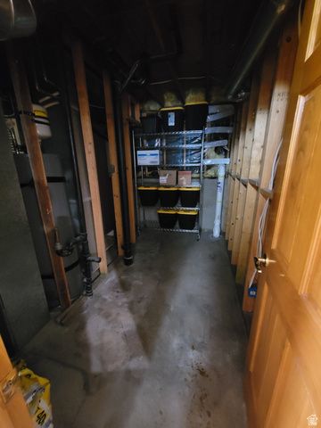685 E 2400 N, North Ogden, UT 84414