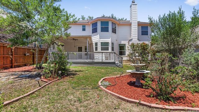 8818 ASH MEADOW DR, Universal City, TX 78148