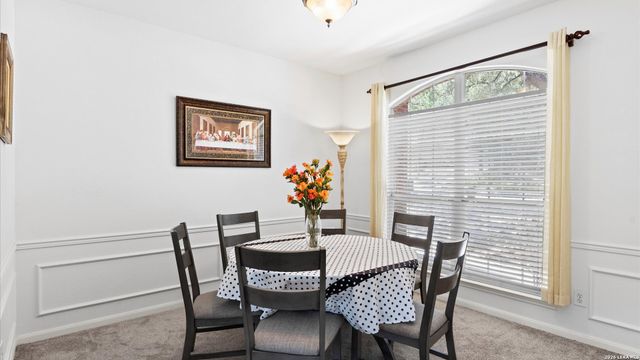 8818 ASH MEADOW DR, Universal City, TX 78148