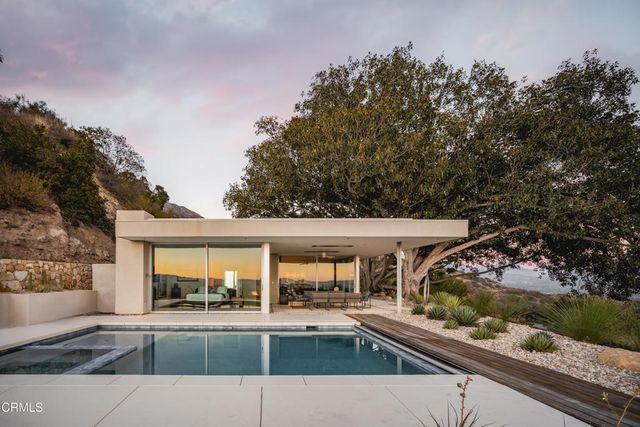 1465 Foothill Road, Ojai, CA 93023