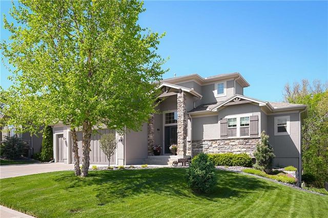 804 Old Hickory Road, Greenwood, MO 64034