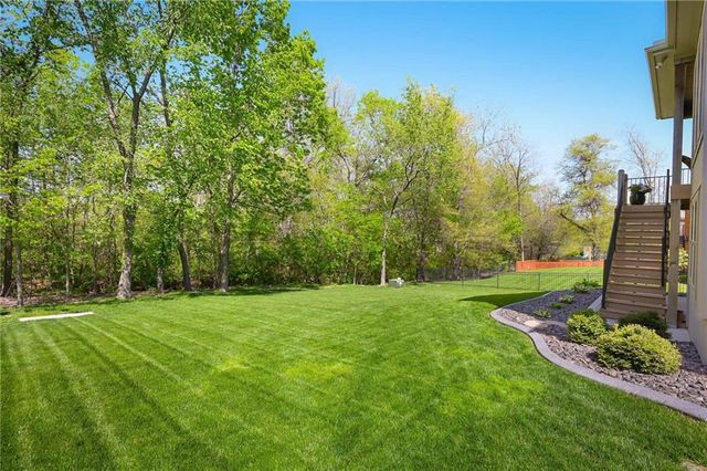 804 Old Hickory Road, Greenwood, MO 64034