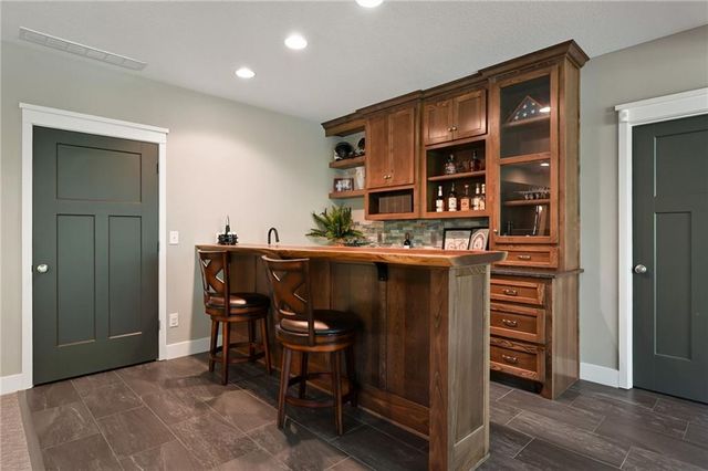 804 Old Hickory Road, Greenwood, MO 64034