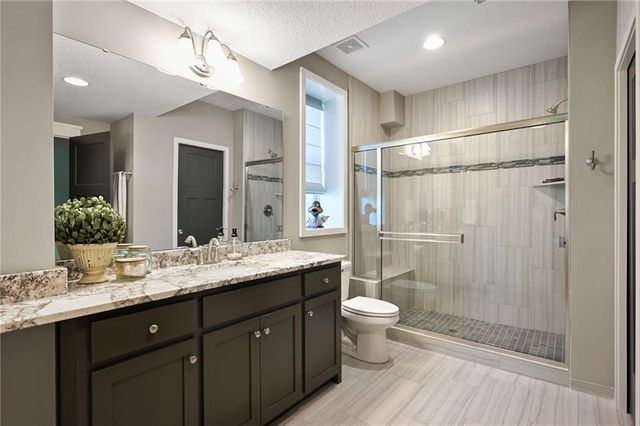 804 Old Hickory Road, Greenwood, MO 64034