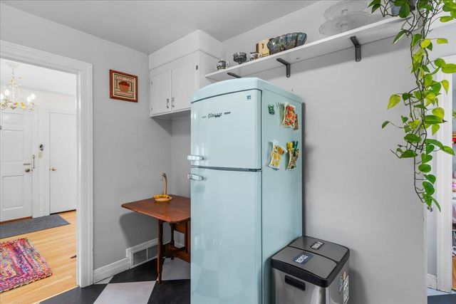 66 Cross Parkway, Burlington, VT 05408