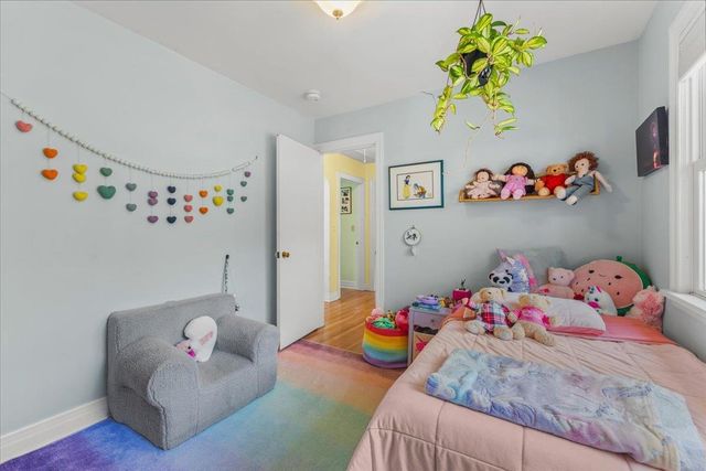 66 Cross Parkway, Burlington, VT 05408