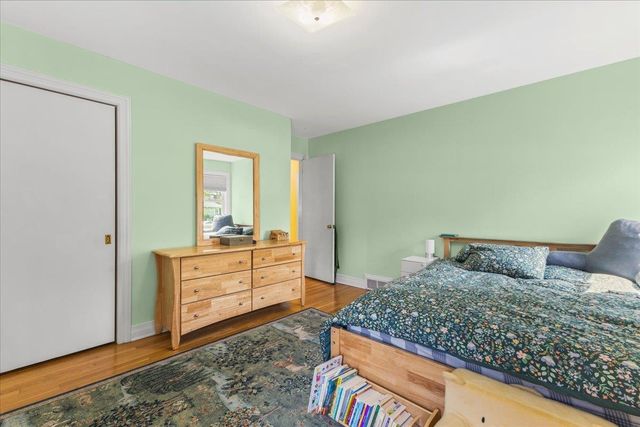 66 Cross Parkway, Burlington, VT 05408