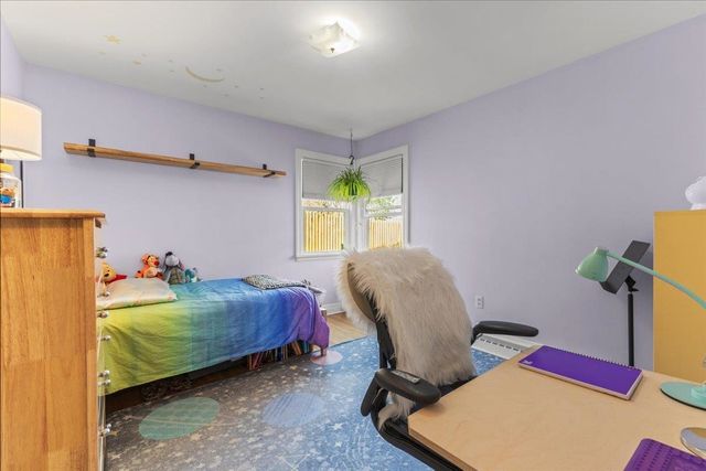 66 Cross Parkway, Burlington, VT 05408