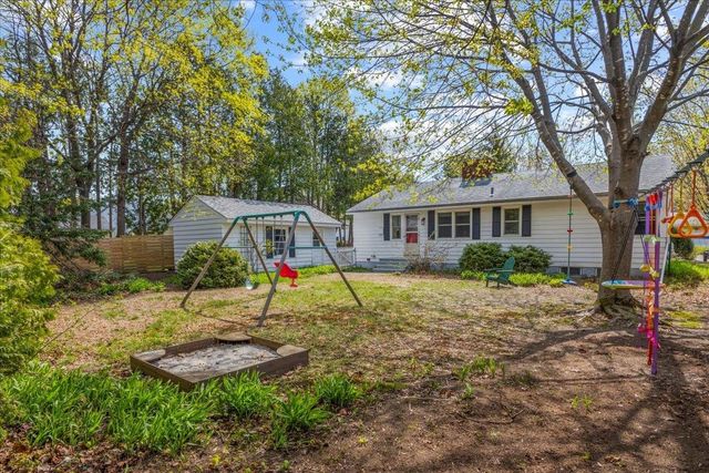 66 Cross Parkway, Burlington, VT 05408