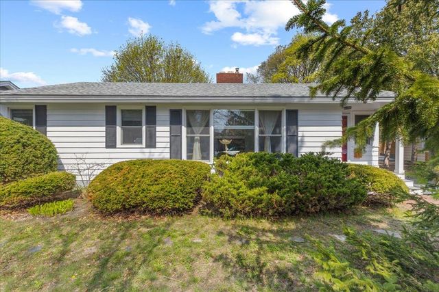 66 Cross Parkway, Burlington, VT 05408