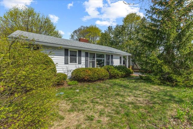 66 Cross Parkway, Burlington, VT 05408