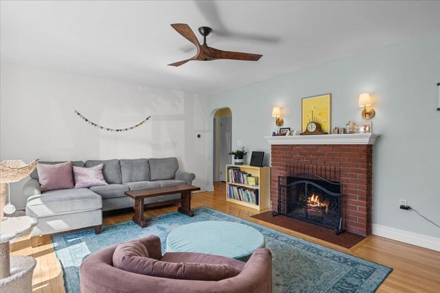 66 Cross Parkway, Burlington, VT 05408