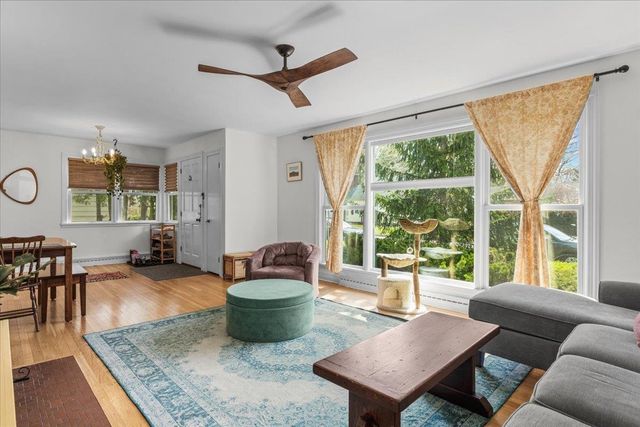 66 Cross Parkway, Burlington, VT 05408