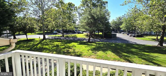 121 KENWOOD DR, Sicklerville, NJ 08081