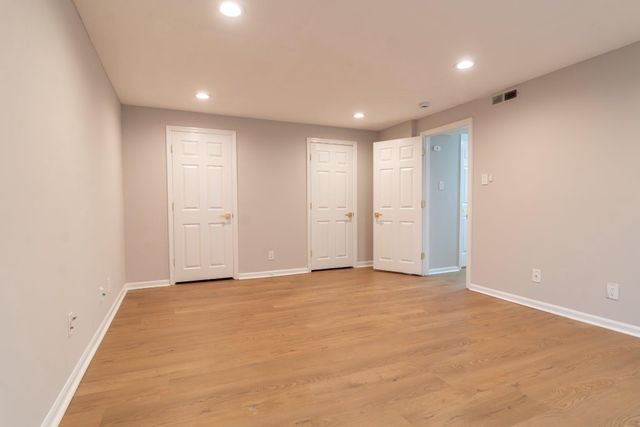 121 KENWOOD DR, Sicklerville, NJ 08081