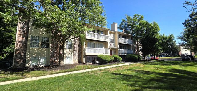 121 KENWOOD DR, Sicklerville, NJ 08081