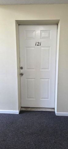 121 KENWOOD DR, Sicklerville, NJ 08081