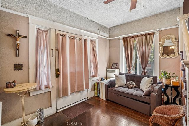 611 N Avenue 54, Los Angeles, CA 90042