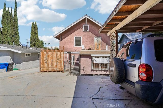 611 N Avenue 54, Los Angeles, CA 90042