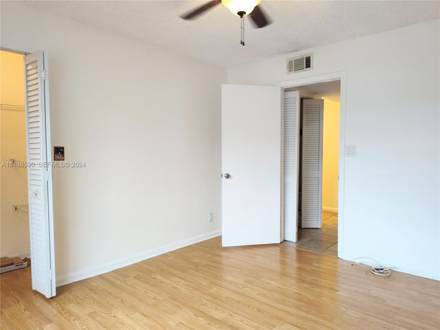 7083 W Sunrise Boulevard 7083, Plantation, FL 33313