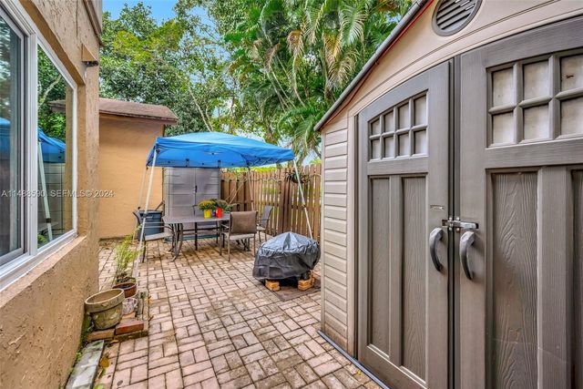7083 W Sunrise Boulevard 7083, Plantation, FL 33313
