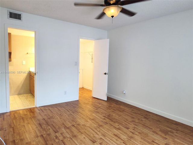 7083 W Sunrise Boulevard 7083, Plantation, FL 33313