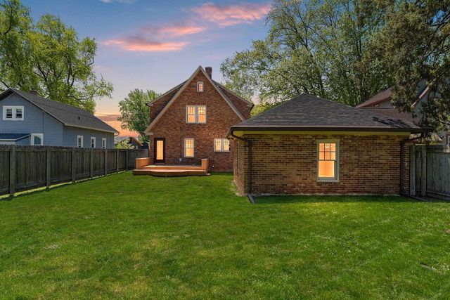 1128 W WINNEBAGO STREET, Appleton, WI 54914