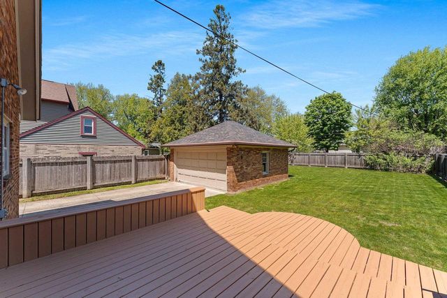1128 W WINNEBAGO STREET, Appleton, WI 54914