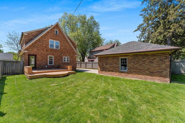 1128 W WINNEBAGO STREET, Appleton, WI 54914