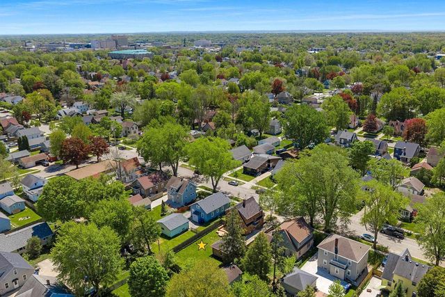 1128 W WINNEBAGO STREET, Appleton, WI 54914