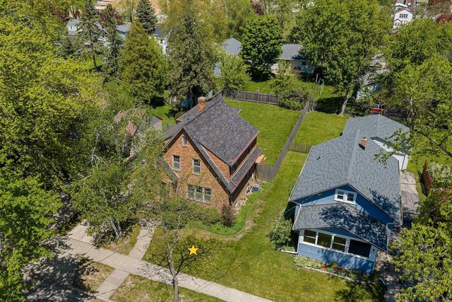 1128 W WINNEBAGO STREET, Appleton, WI 54914