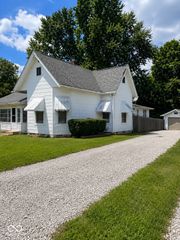 208 E Green, Waveland, IN 47989