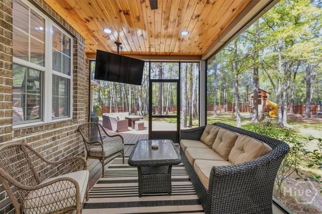 95 Dalcross Drive, Richmond Hill, GA 31324