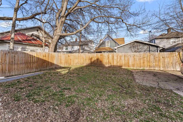 407 Putnam Ave, Salina, KS 67401