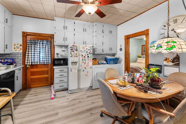 407 Putnam Ave, Salina, KS 67401