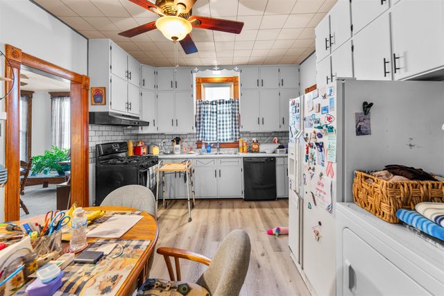 407 Putnam Ave, Salina, KS 67401