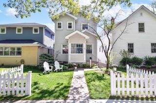 204 16th Street, Wilmette, IL 60091