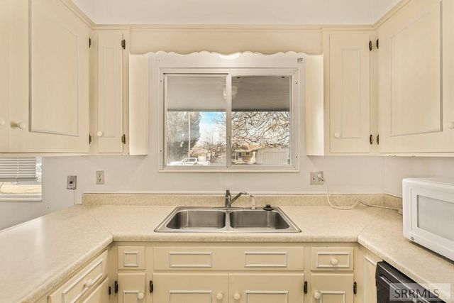 778 Raymond Drive, Idaho Falls, ID 83402